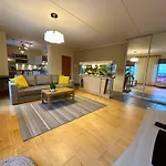 City Marina Apartment With Seaview